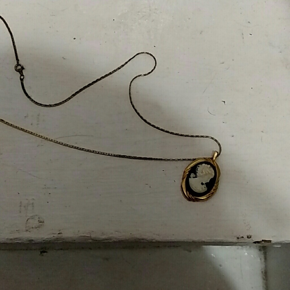 Faux vintage cameo
